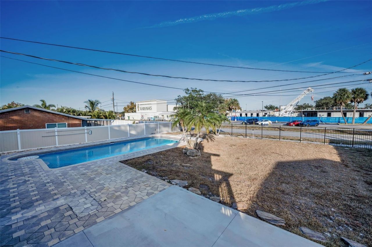 8273 131st Way N, Seminole, FL 33776 Photo