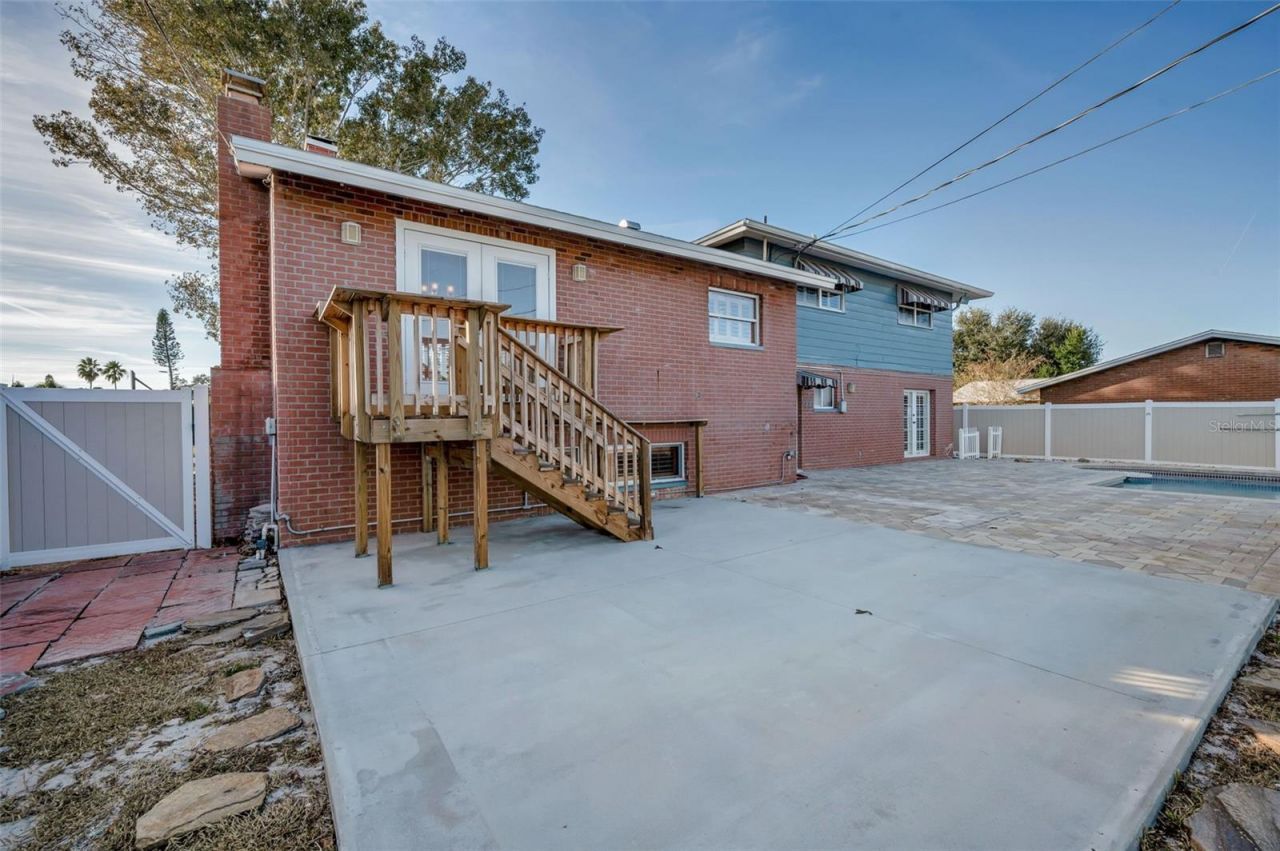 8273 131st Way N, Seminole, FL 33776 Photo