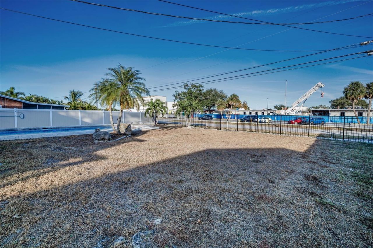 8273 131st Way N, Seminole, FL 33776 Photo