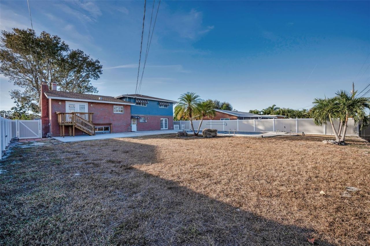 8273 131st Way N, Seminole, FL 33776 Photo