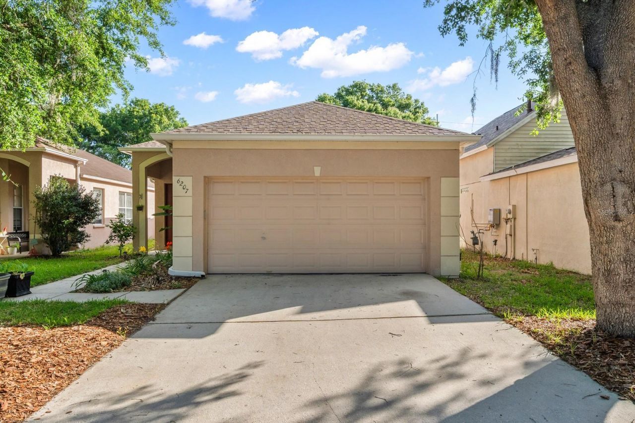 6207 Kiteridge Drive, Lithia, FL 33547 Main Photo