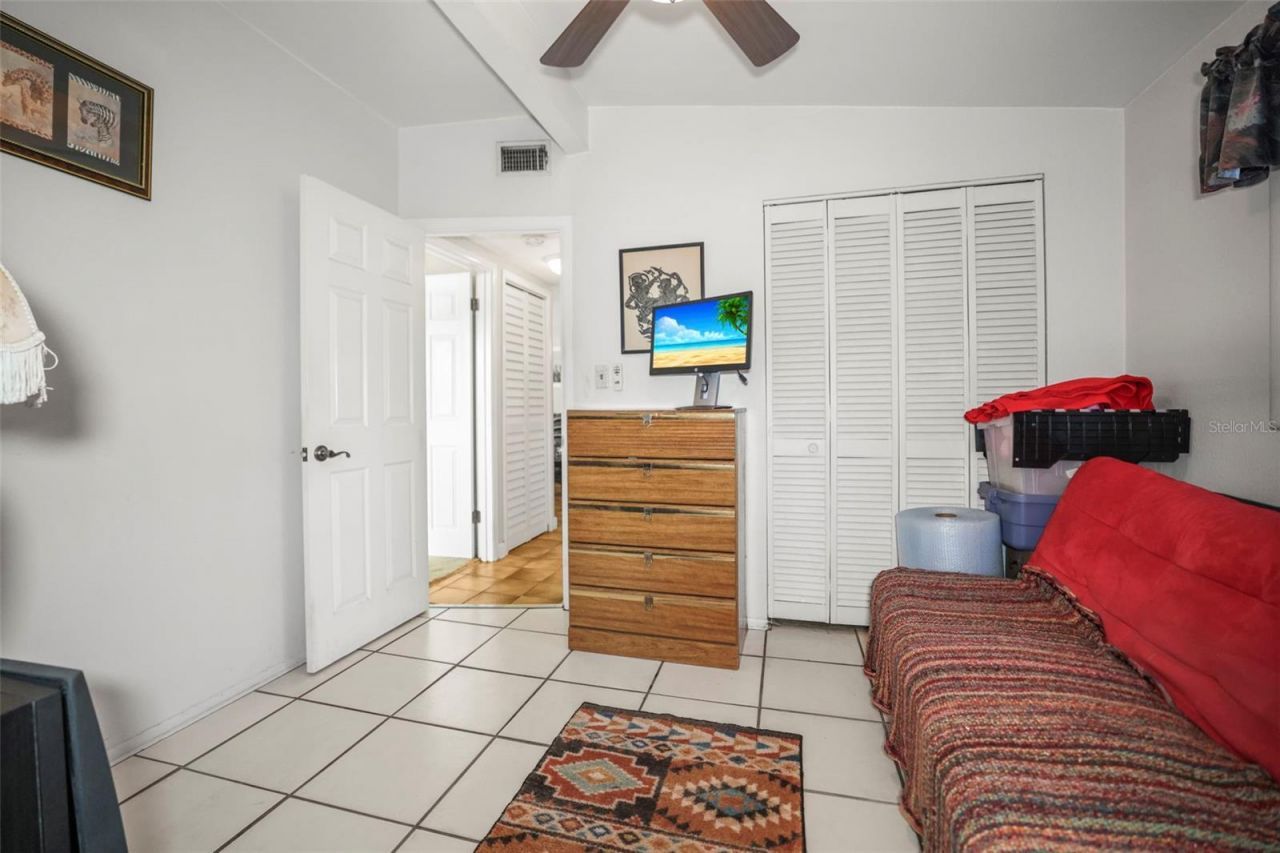 401 Davison Avenue Ne, Saint Petersburg, FL 33703 Photo