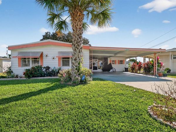 11600 MAGNOLIA AVENUE, TAVARES, FL 32778