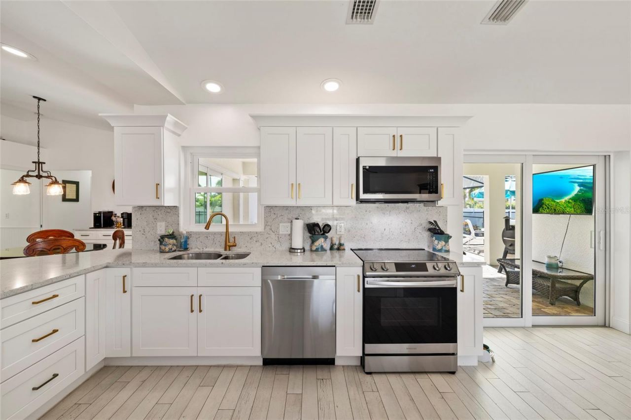 3504 SW 6th Street, Cape Coral, FL 33991 Photo