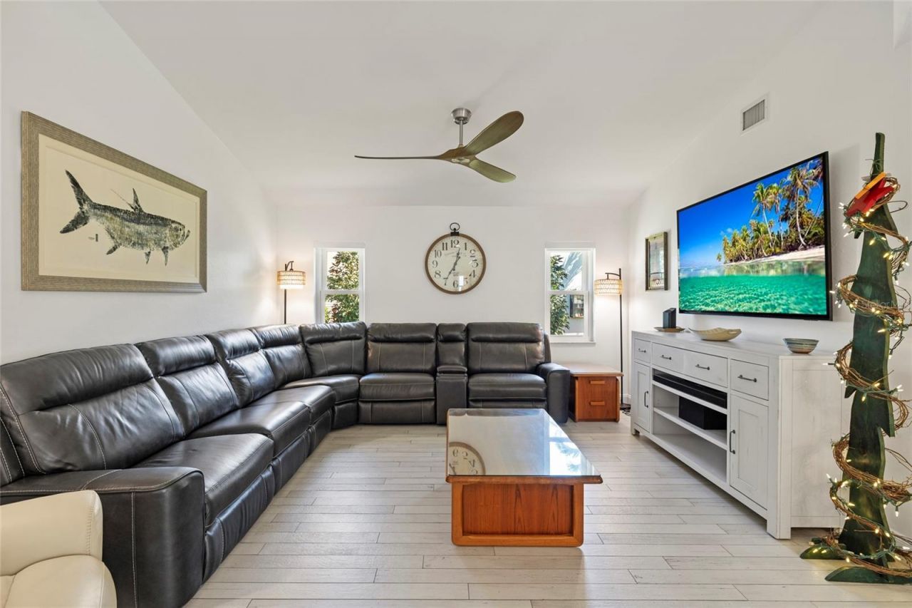 3504 SW 6th Street, Cape Coral, FL 33991 Photo