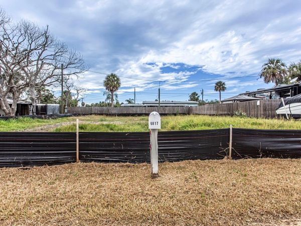 6813 GARDEN DRIVE, NEW PORT RICHEY, FL 34652