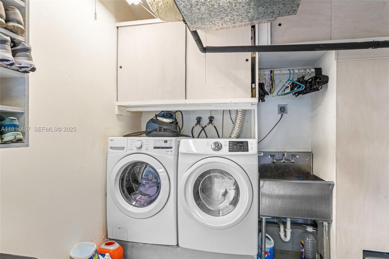 14941 SW 69th Ct, Palmetto Bay, FL 33158 Photo