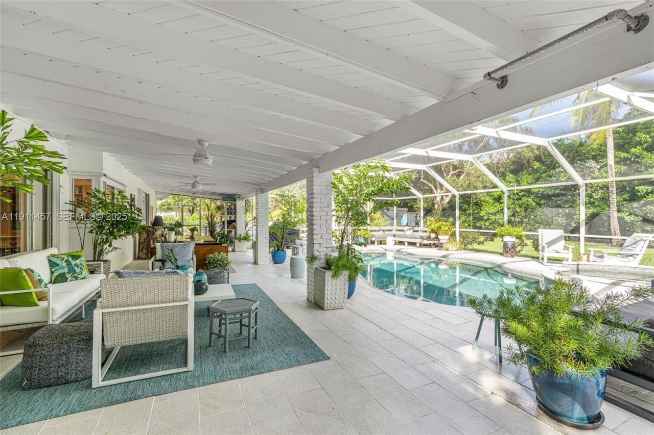 14941 SW 69th Ct, Palmetto Bay, FL 33158 Photo