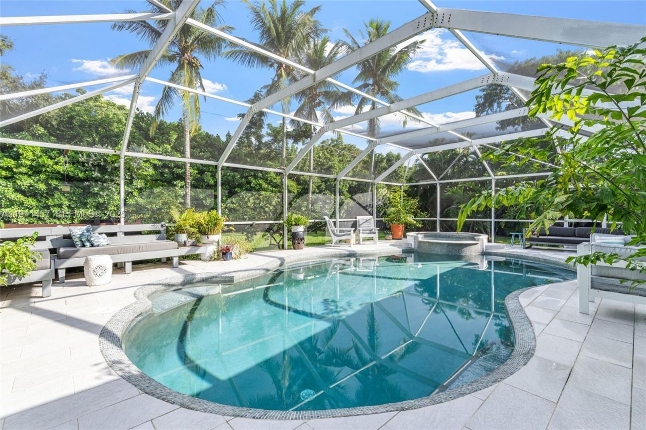 14941 SW 69th Ct, Palmetto Bay, FL 33158 Photo