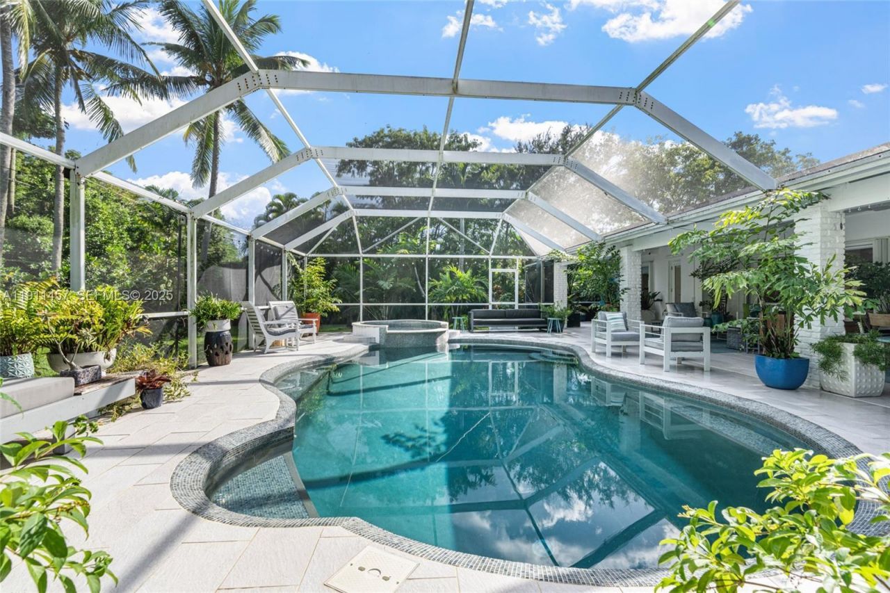 14941 SW 69th Ct, Palmetto Bay, FL 33158 Photo