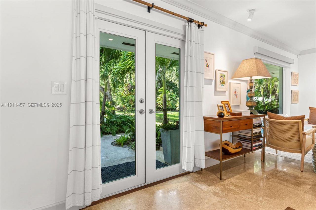 14941 SW 69th Ct, Palmetto Bay, FL 33158 Photo