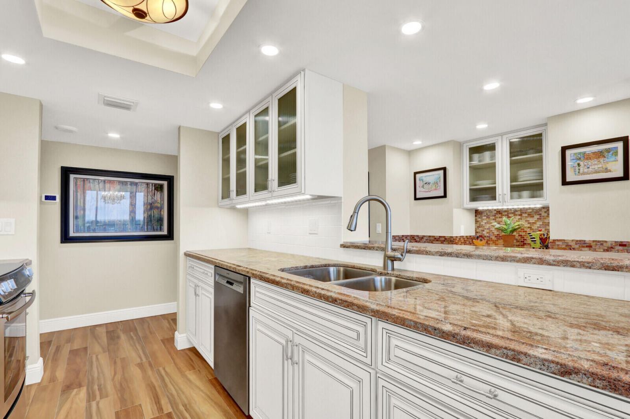 108 Lakeshore Drive, Unit 1239, North Palm Beach, FL 33408 Photo