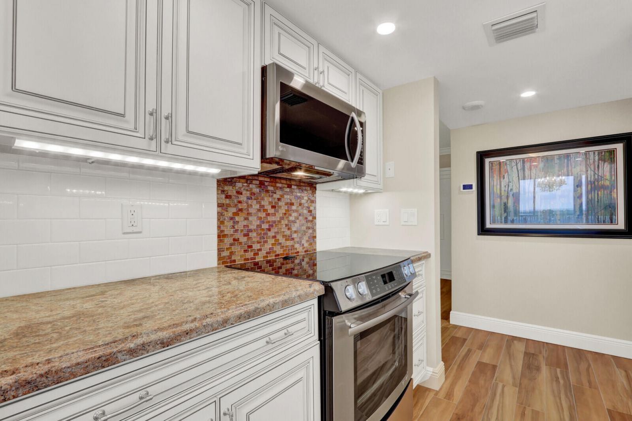 108 Lakeshore Drive, Unit 1239, North Palm Beach, FL 33408 Photo