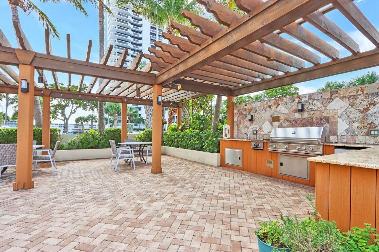 108 Lakeshore Drive, Unit 1239, North Palm Beach, FL 33408 Photo