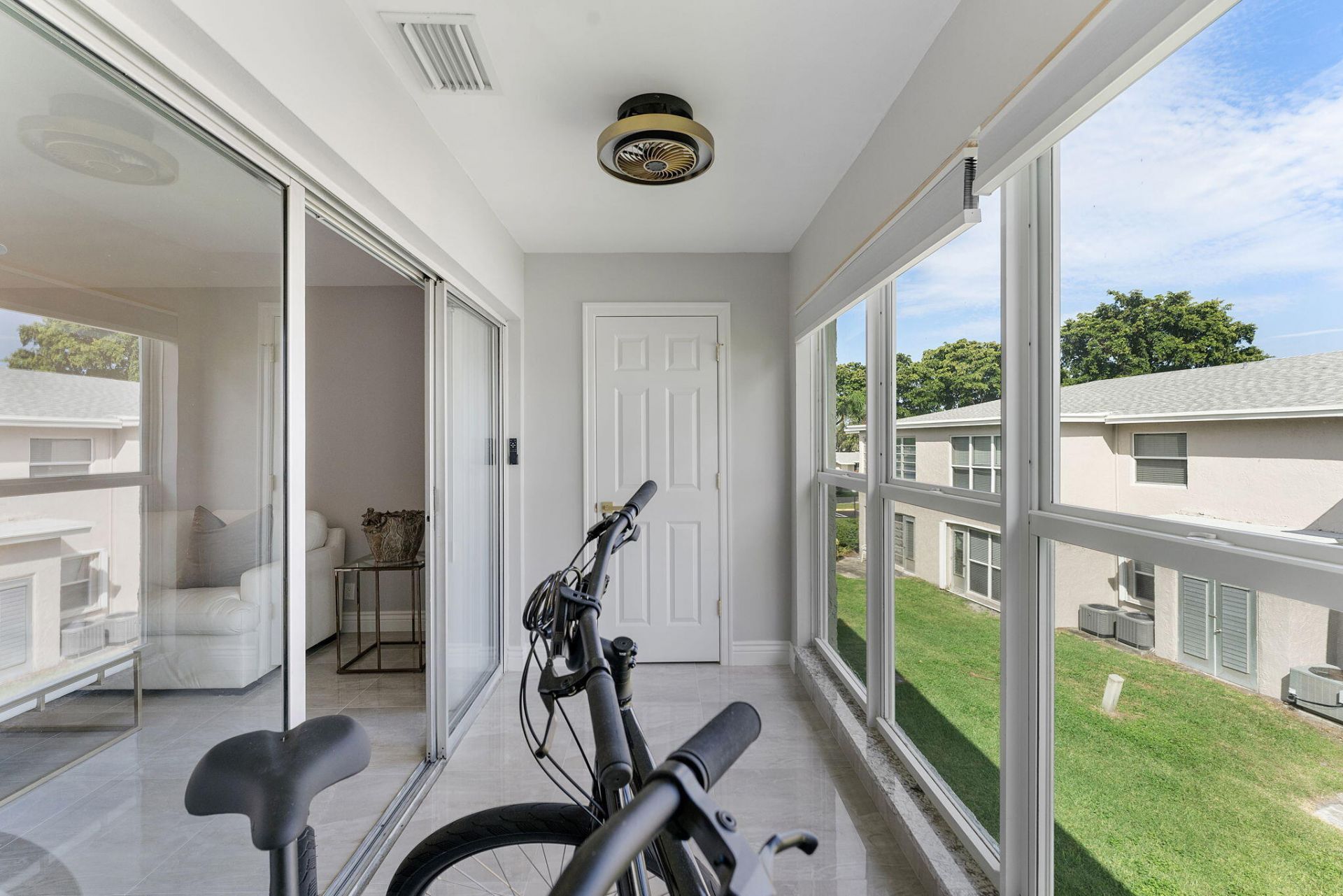 1020 Silk Oak Terrace, Unit 204, Delray Beach, FL 33445 Photo