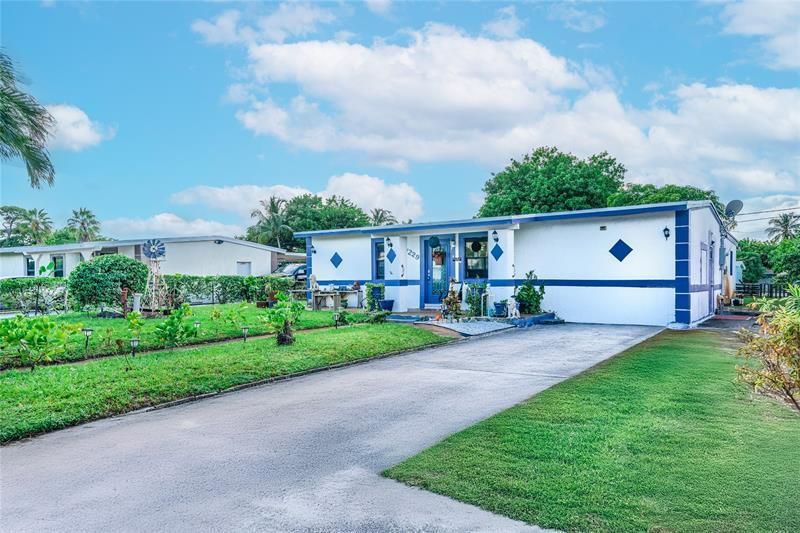 1229 NW 19th Avenue, Fort Lauderdale, FL 33311 Photo