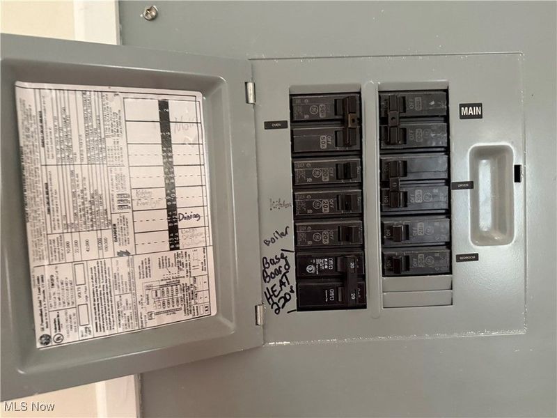 1877 Clyde Road, Madison, OH 44057 Photo 5