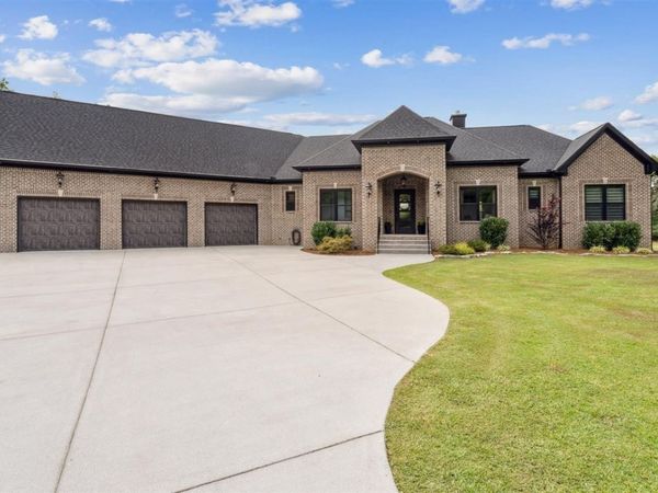 1276 Trice Rd, Lebanon, TN 37087