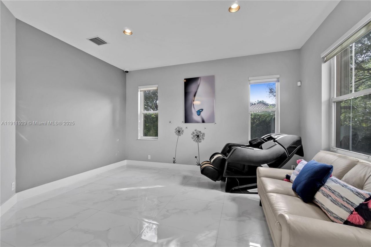 15841 SW 61st St, Unit 15841, Davie, FL 33331 Photo