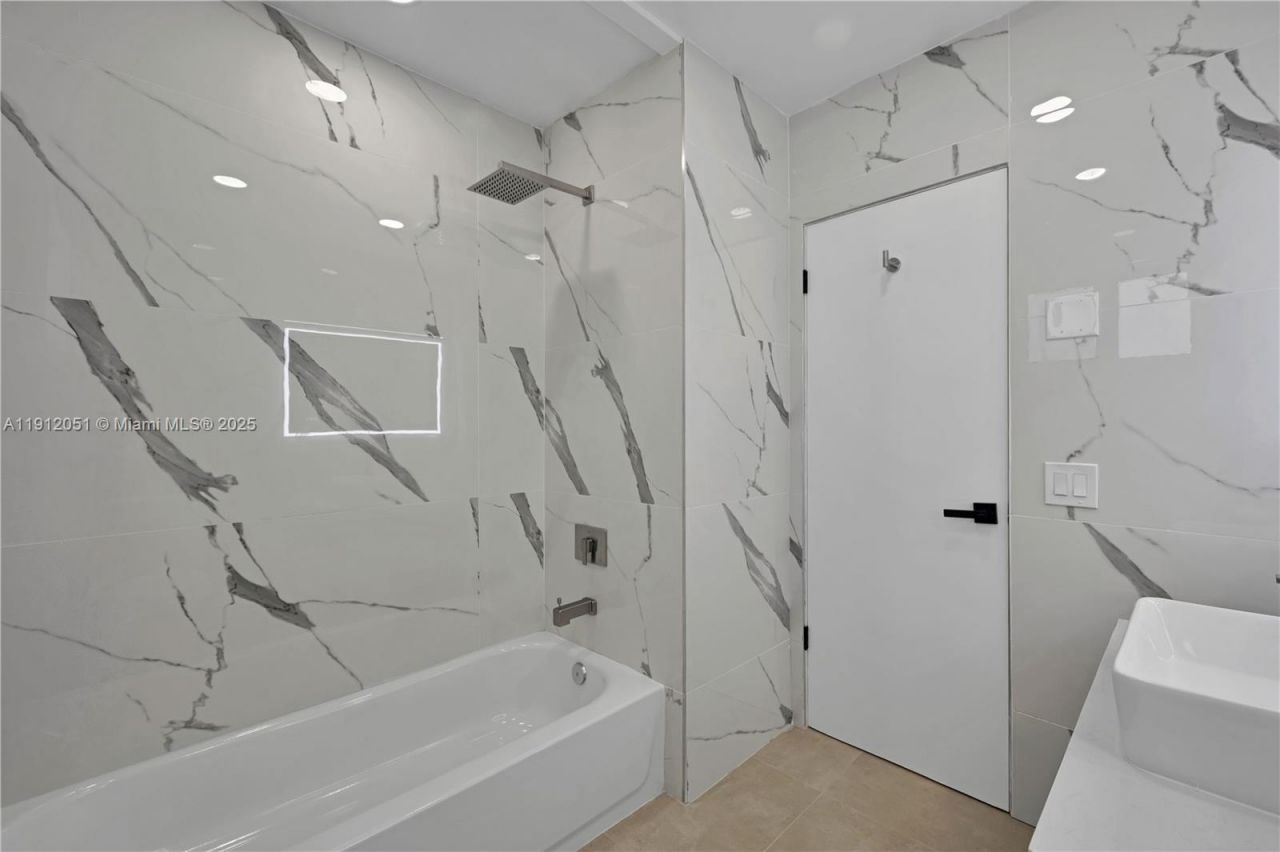 3917 Adams St, Hollywood, FL 33021 Photo