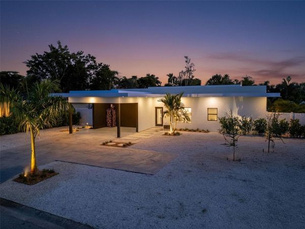 2306 VALENCIA DRIVE, SARASOTA, FL 34239