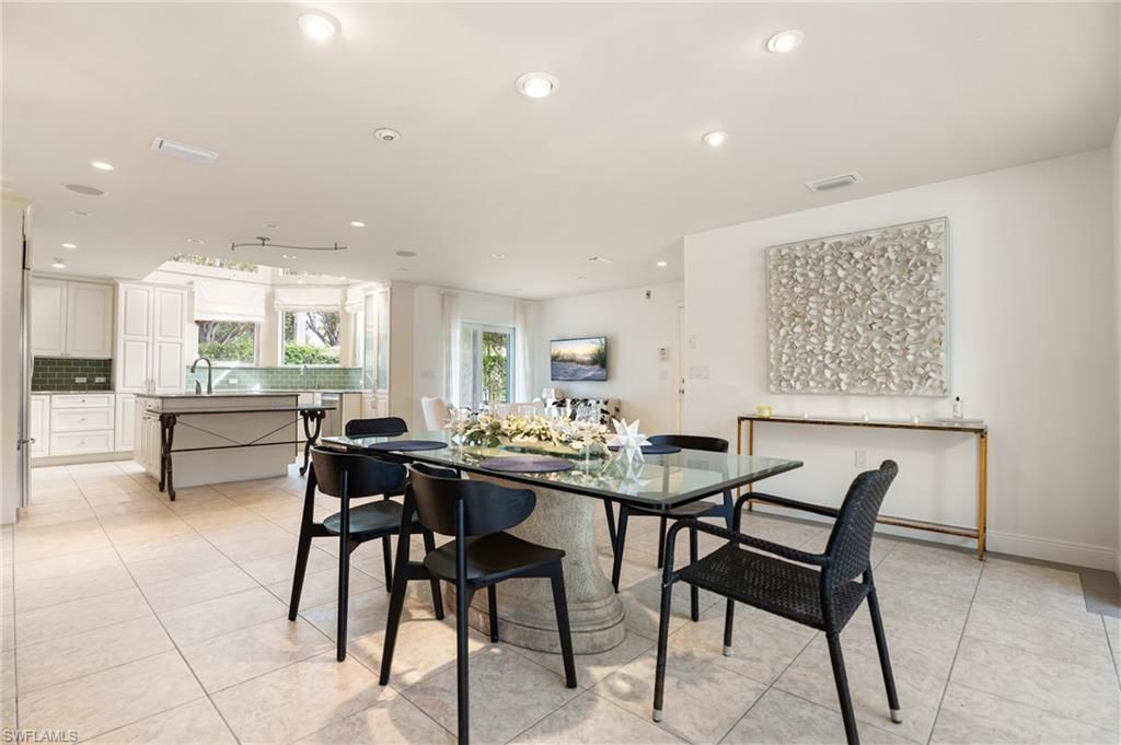 1980 Gordon Dr, Naples, FL 34102 Photo