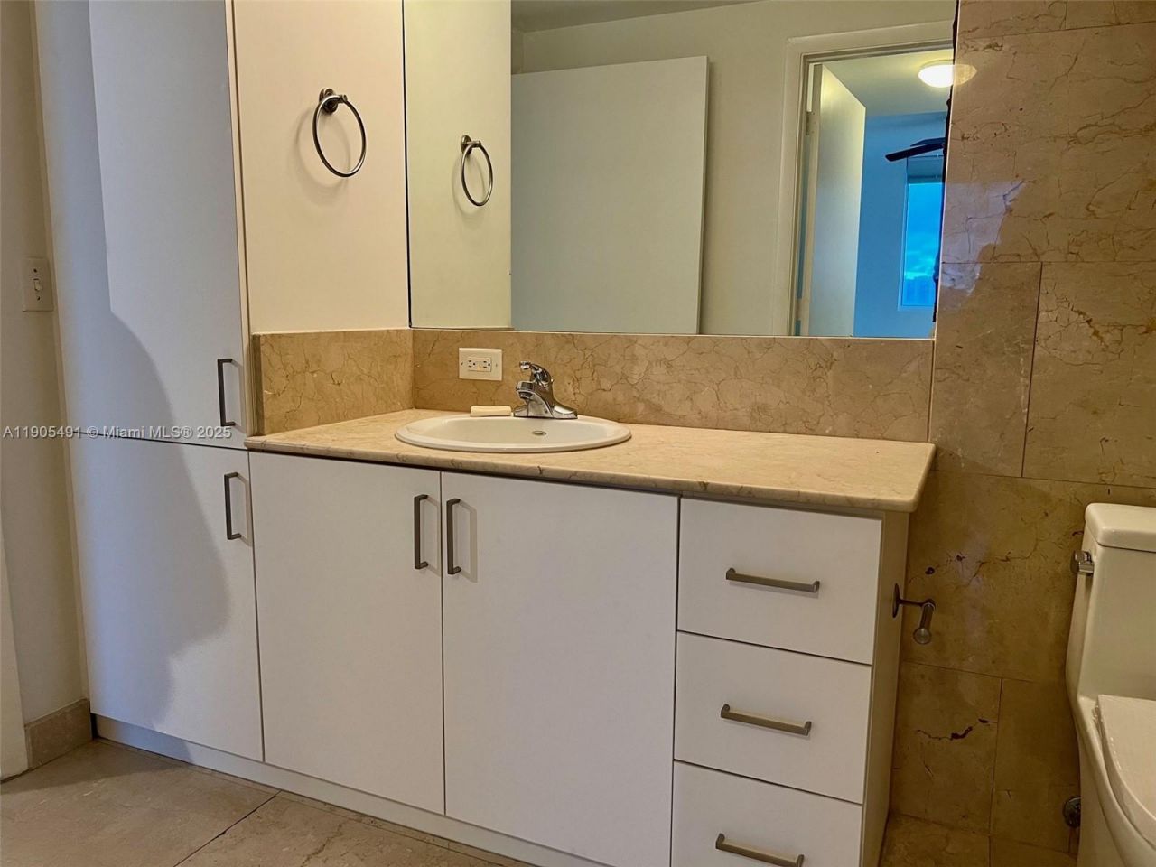 1401 SW 22nd St, Unit 803, Miami, FL 33145 Photo