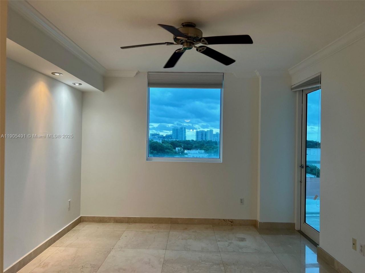 1401 SW 22nd St, Unit 803, Miami, FL 33145 Photo