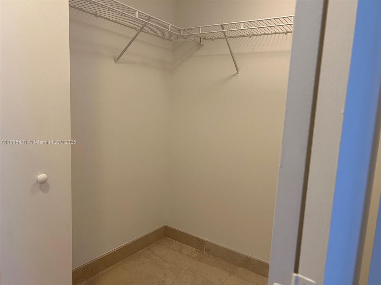 1401 SW 22nd St, Unit 803, Miami, FL 33145 Photo