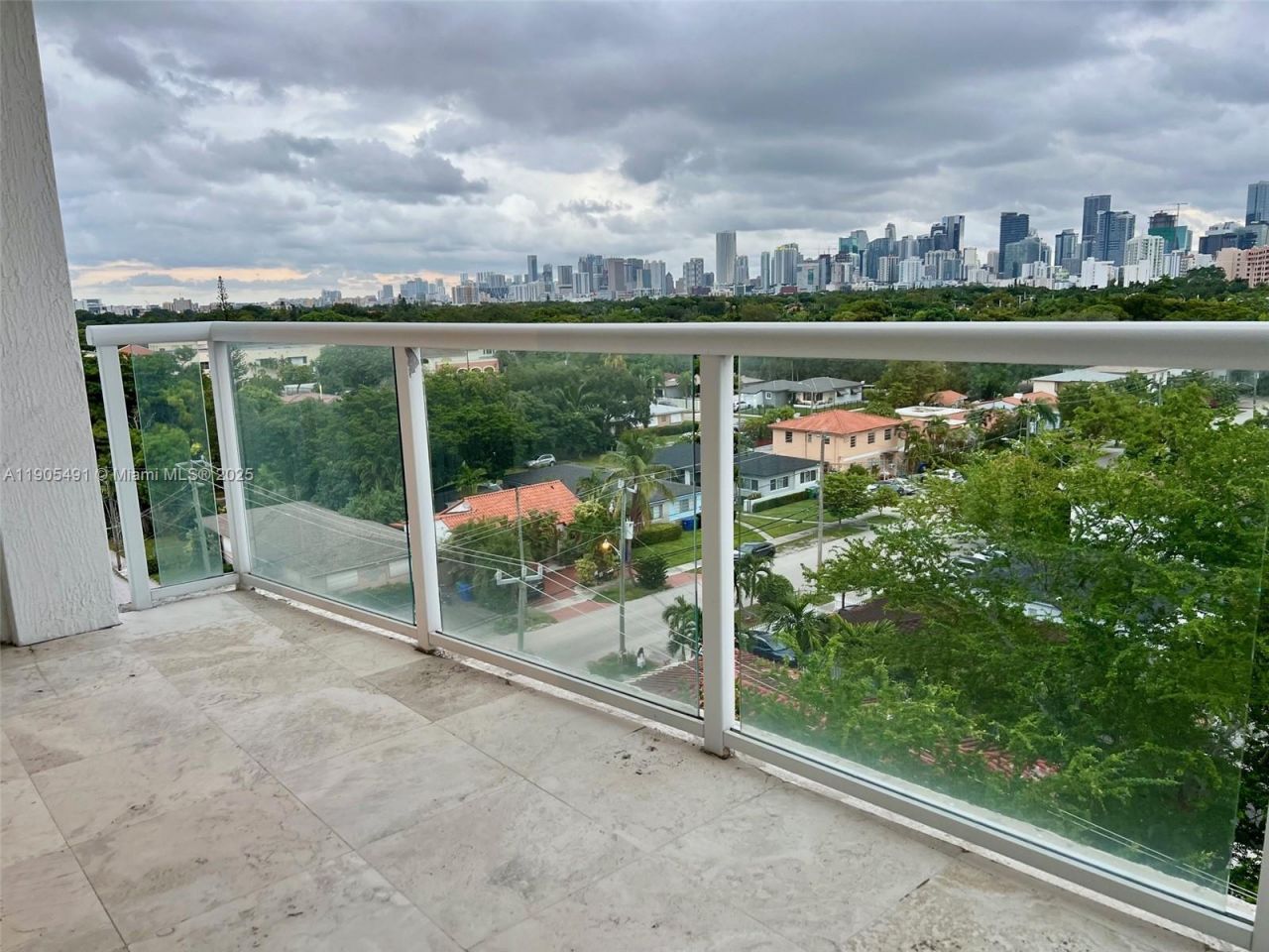 1401 SW 22nd St, Unit 803, Miami, FL 33145 Photo