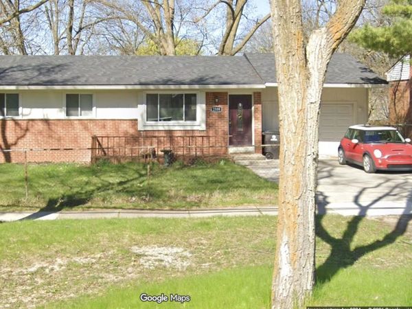 2339 Pontiac Trail, Ann Arbor, MI 48105