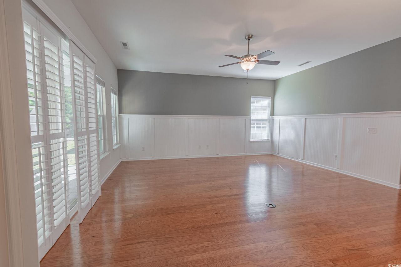 899 Callant Dr. Photo 8