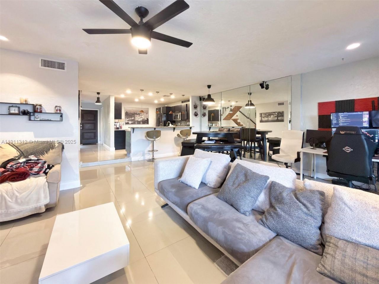 13415 SW 12th Ter, Miami, FL 33184 Photo