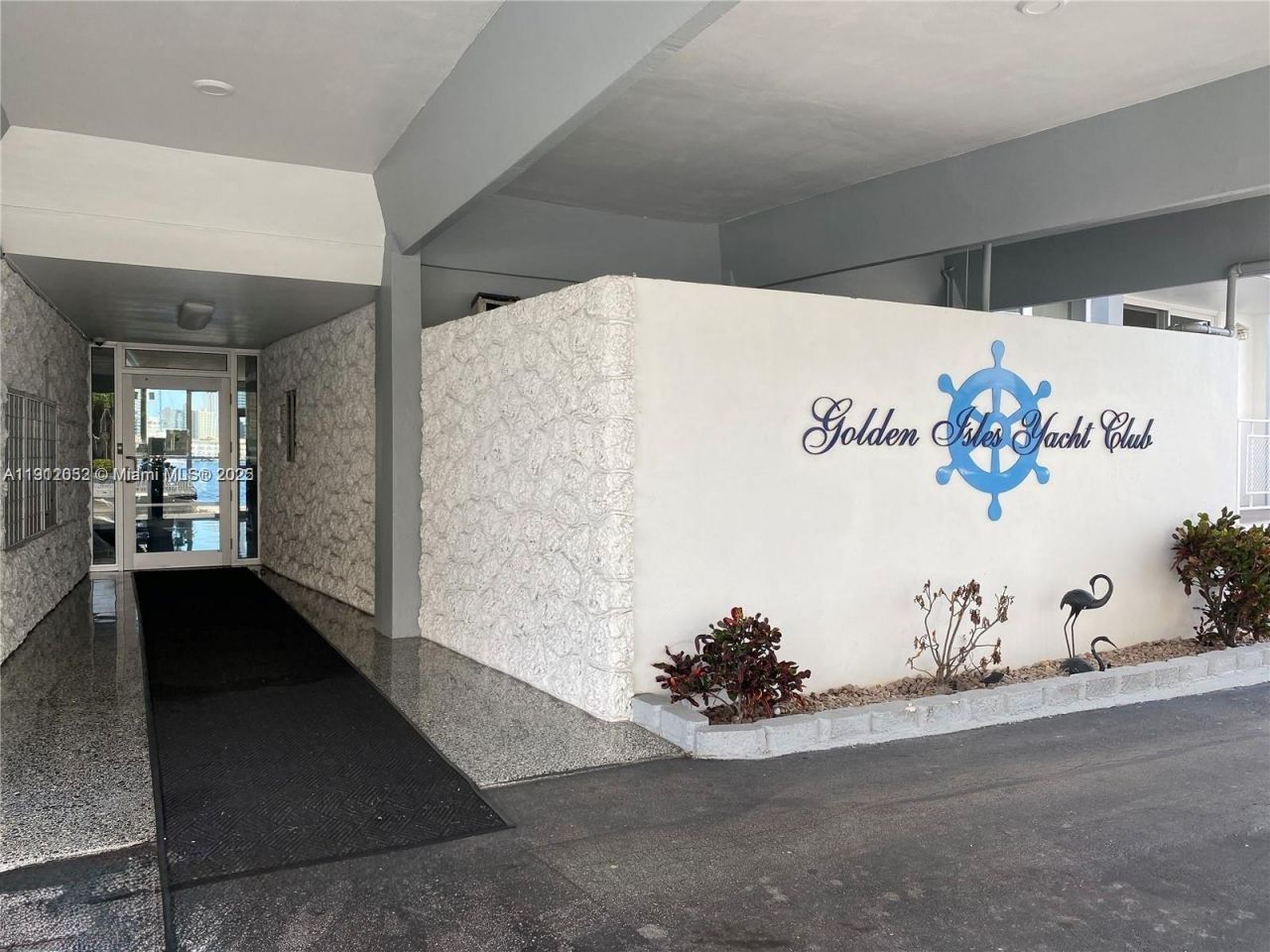 430 Golden Isles Dr, Unit 701, Hallandale Beach, FL 33009 Photo