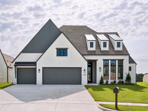 6709 S Fir Avenue, Broken Arrow, OK 74011