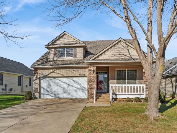 7955 Wistful Vista Drive, Unit 12, West Des Moines, IA 50266