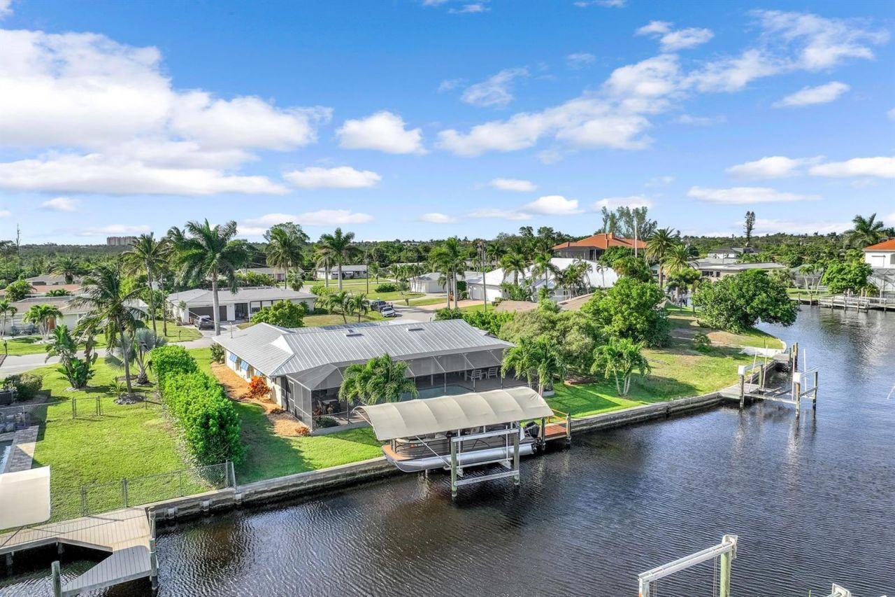 5805 SW 1st Place, Cape Coral, FL 33914 Photo