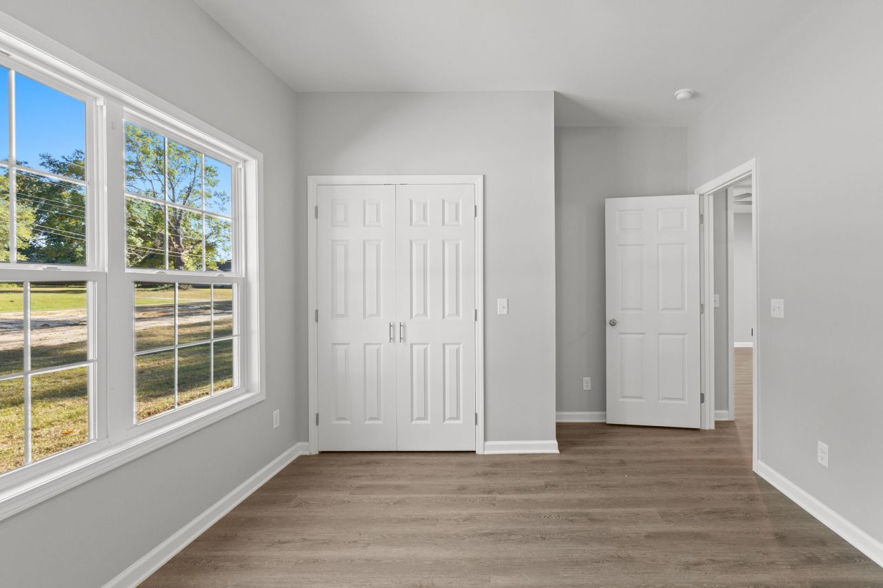 1359 Columbia Road Photo 10