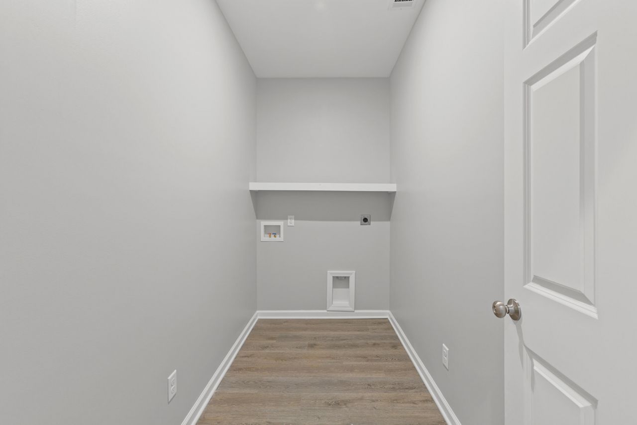 1359 Columbia Road Photo 18