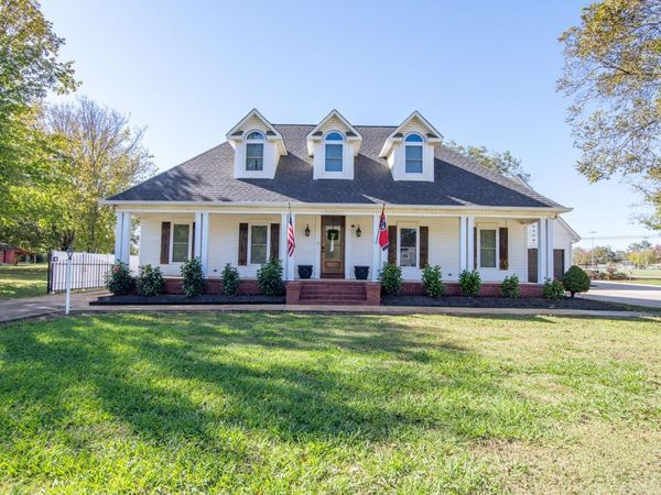 635 PATTERSON RD, Savannah, TN 38372