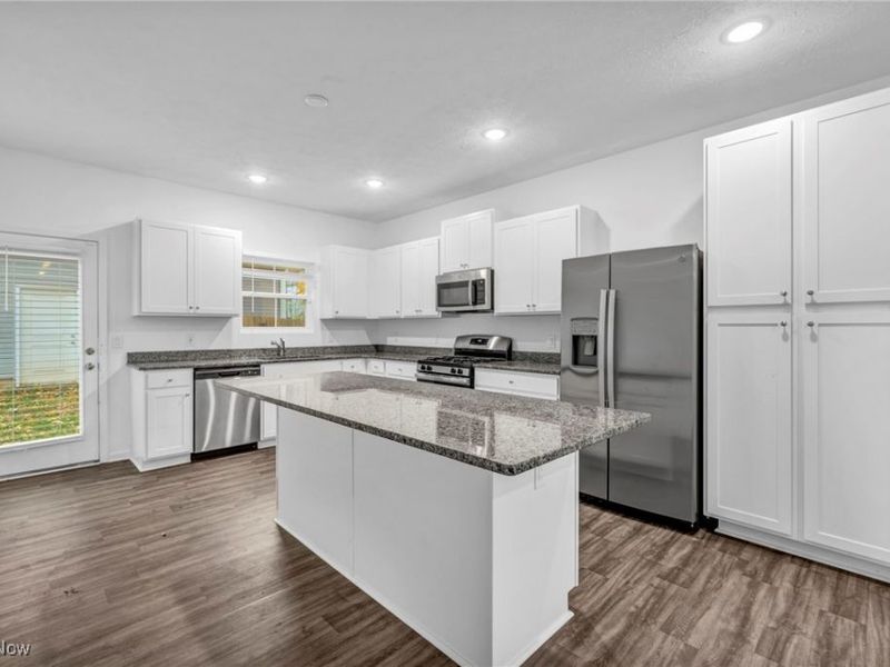 492 Douglas Street, Akron, OH 44307 Photo 15