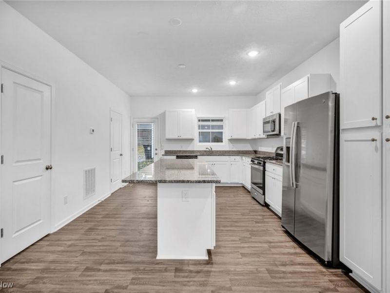 492 Douglas Street, Akron, OH 44307 Photo 16