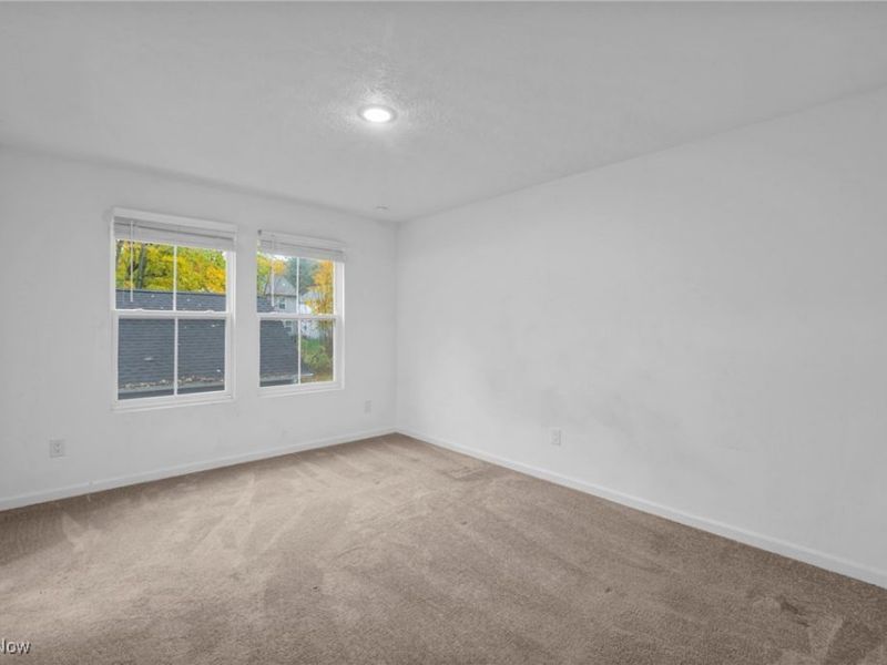 492 Douglas Street, Akron, OH 44307 Photo 22