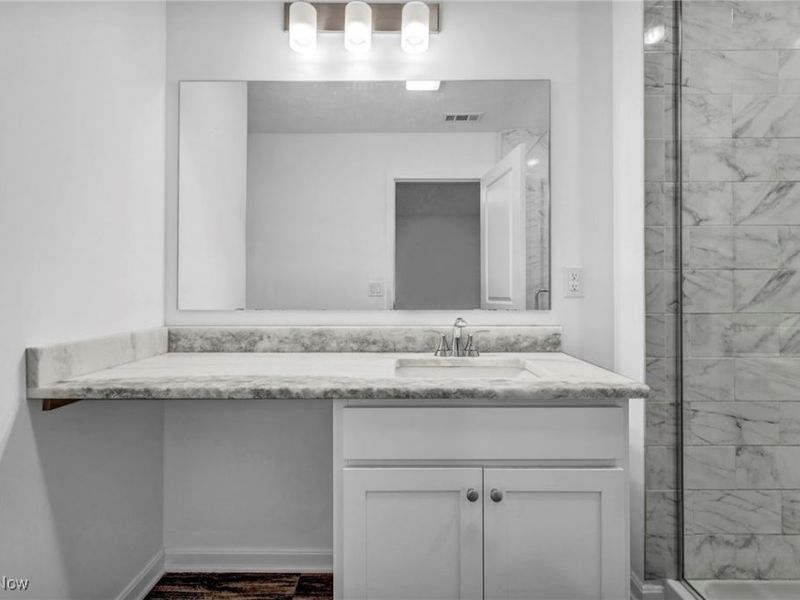 492 Douglas Street, Akron, OH 44307 Photo 28