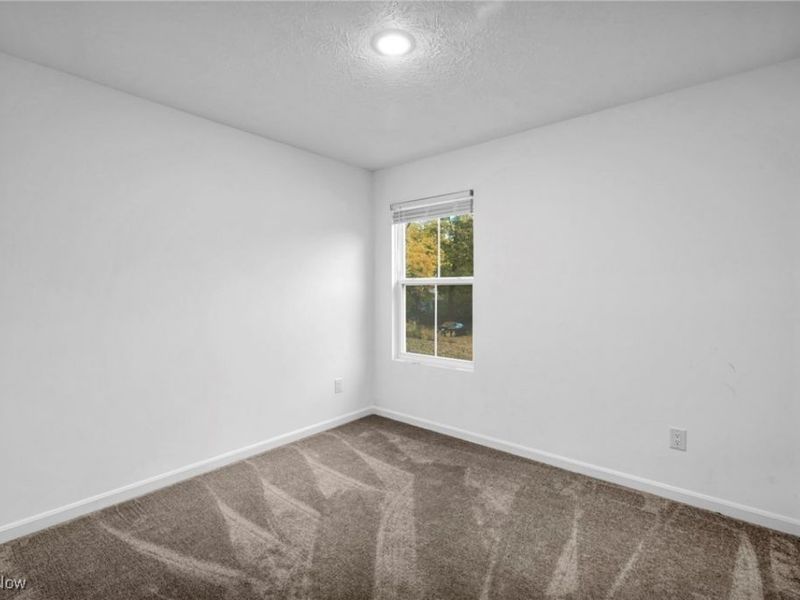 492 Douglas Street, Akron, OH 44307 Photo 31