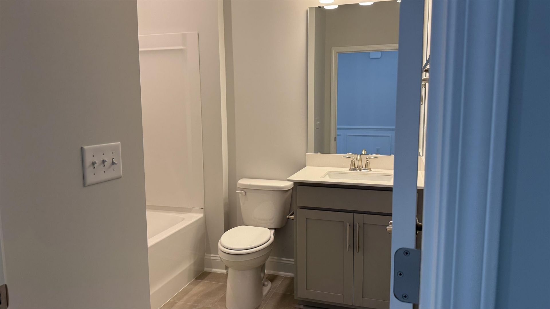 1439 Winding Creek Way Photo 18