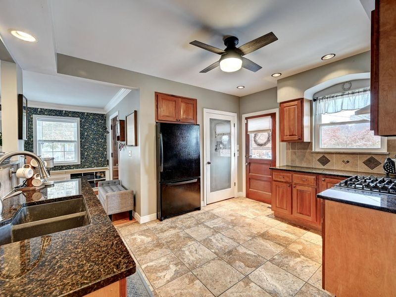 40 W Crittenden Avenue, Fort Wright, KY 41011 Photo 10