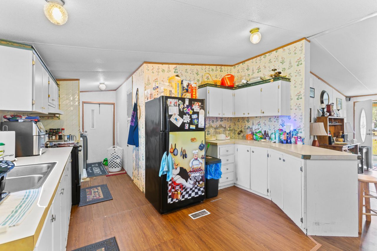 168 Blessing Road Photo 10