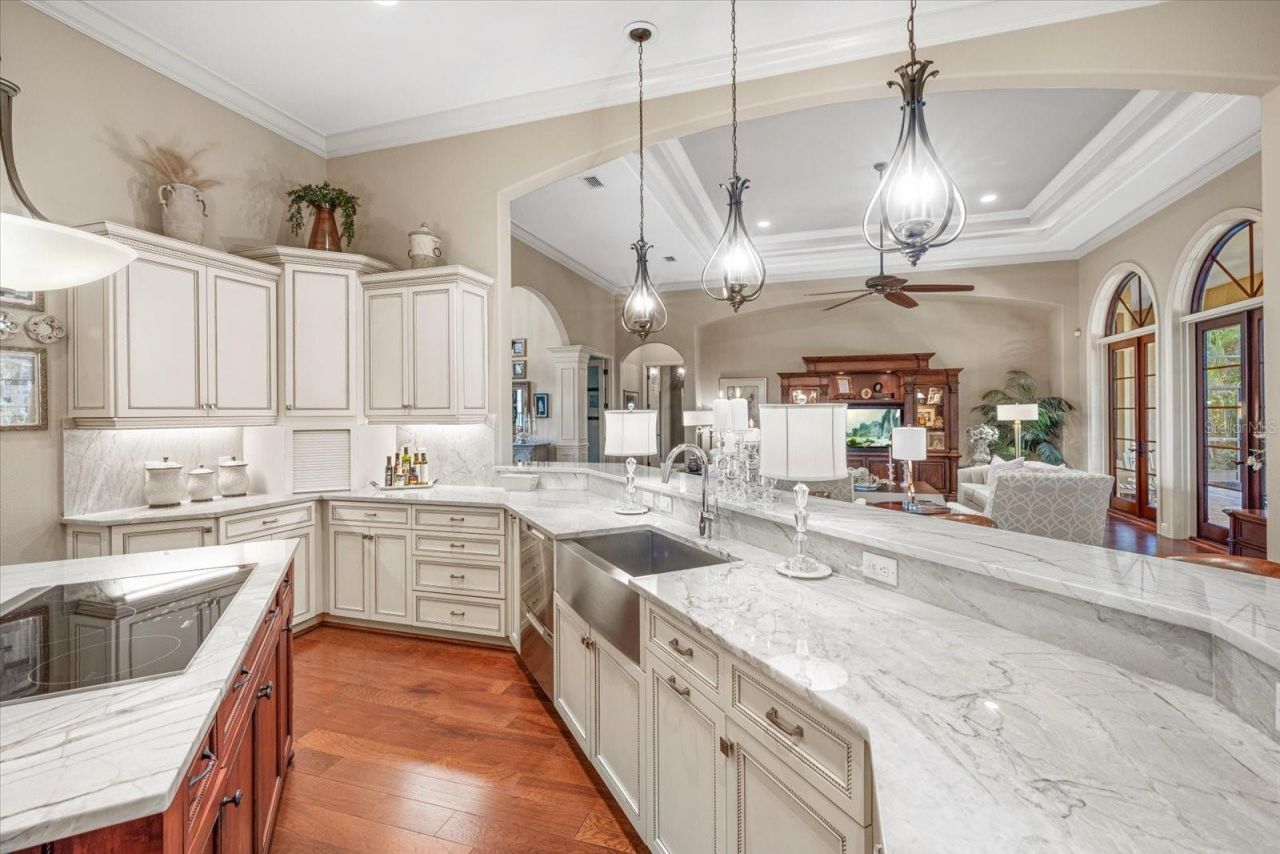 612 Armada Road S, Venice, FL 34285 Photo