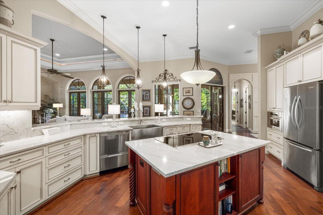 612 Armada Road S, Venice, FL 34285 Photo